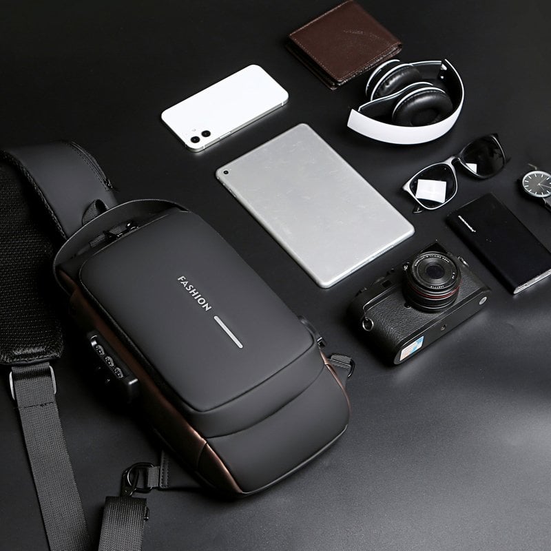 🎒 50% OFF! 🔥 Sports Crossbody Bag with USB Charging Port – Anti-Theft, Practical & Lightweight – Perfect for Travel, Commuting & Outdoor Activities ⚡