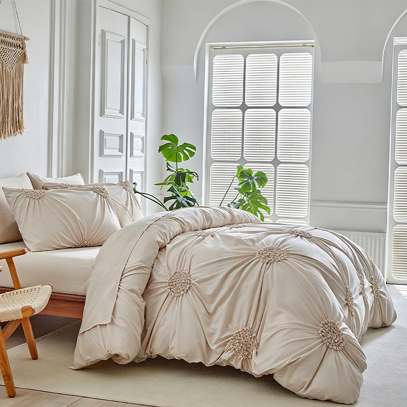 🎉 2026 Sale — Over 35,000 Sold! 💞 Elegant Pinch Pleat Duvet Cover Set