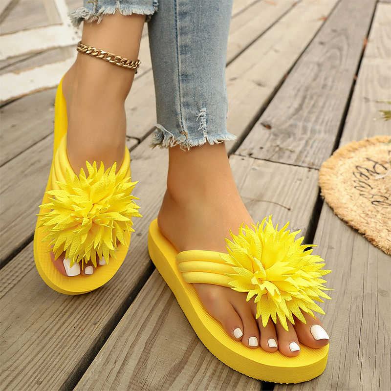 Women Floral Flip Flops Lightweight Summer Slippers